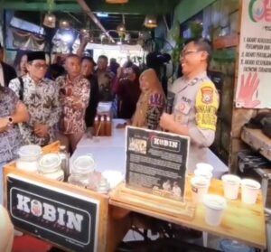 Inovasi Bhabinkamtibmas Polsek Bubutan, Ngopi Gratis Sambil Serap Aspirasi Masyarakat
