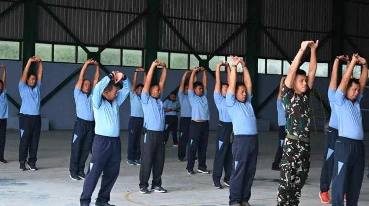 Jaga Fisik dan Soliditas, Prajurit Lanud Raden Sadjad Tetap Aktif Berolahraga Saat Puasa