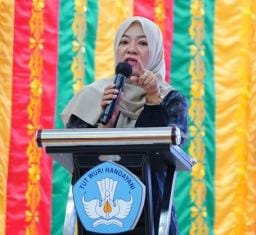 Sekolah Diminta Periksa Kualitas Makanan Bergizi Gratis Sebelum Dibagikan ke Siswa