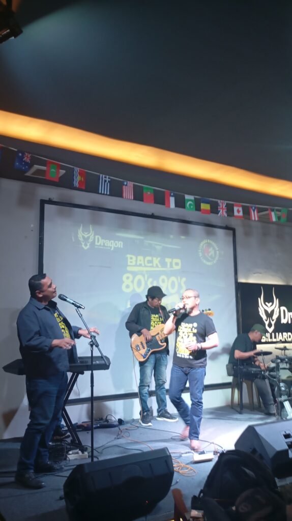 Tribute to 80–90an di Dragon Billyard Cafe, LMMC 90s Hidupkan Nostalgia dan Satukan Musisi Lintas Generasi